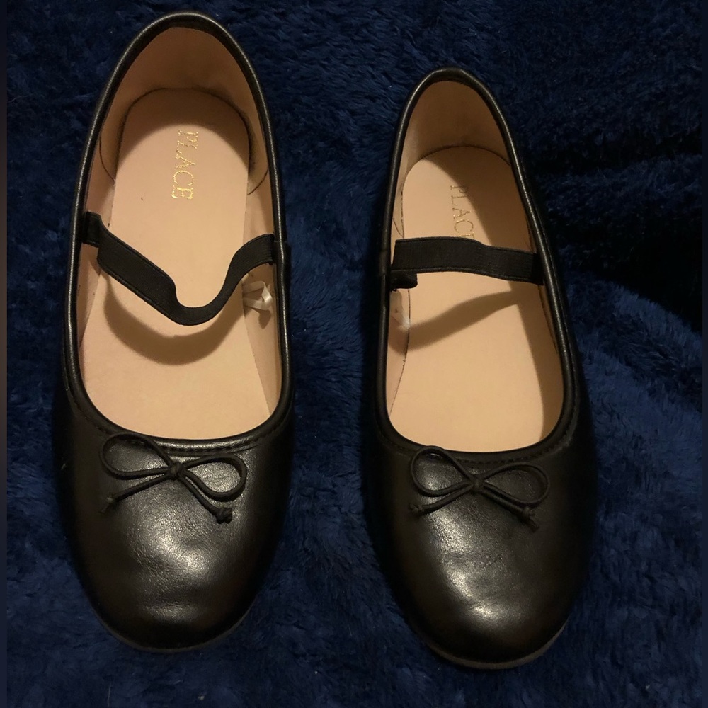 Black Mary Jane Flats with Bow and Strap Size 4